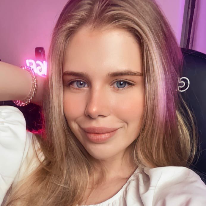 Dana Helloger tweet media