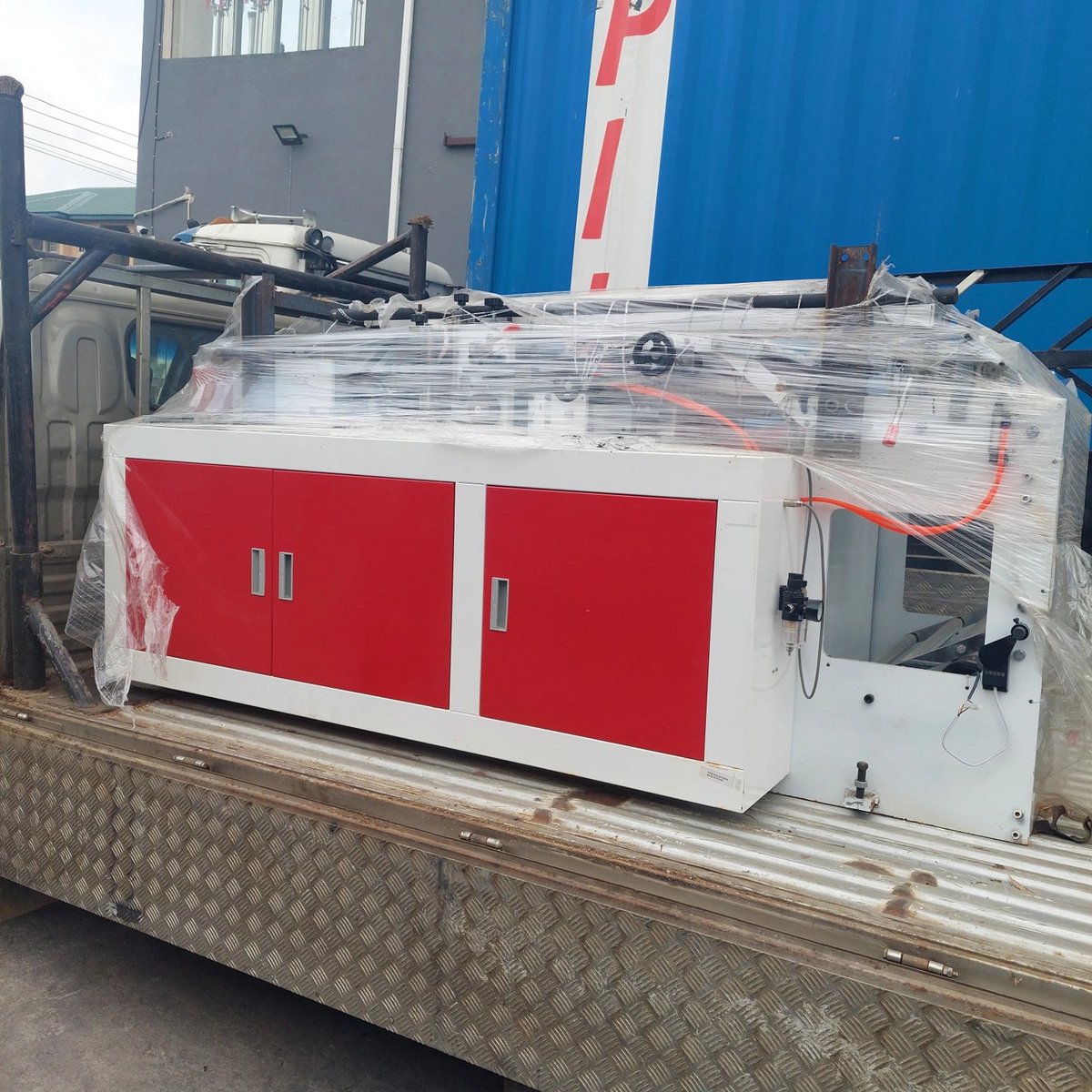 ernestmatic_A's tweet photo. Do you think of owning #Nylon Printing  Machine. Bottom and Side selling machines.

Ernestmatic Africana have this Machine available in store. 

Think  production Think Ernestmatic African #China #Nigerian #Niger #productmanagement #NNPC #factoryreproductions #machinery #cuban https://t.co/tH0cSzHEkV