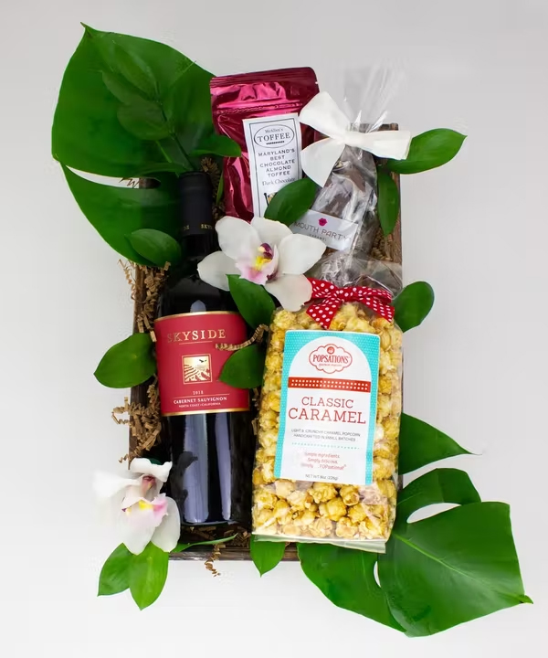 radebaughs's tweet photo. Make Friday Night Date Night complete with our Movie Night gift crate!
Crate includes Wicked Good kettle popcorn, McAllen's Toffee, OMG Chocolate covered caramels and your choice of wine! (local delivery only)
#giftcrates #flowers #radebaughs #towson #baltimore #marylandflorist https://t.co/p1fzEUNSgM