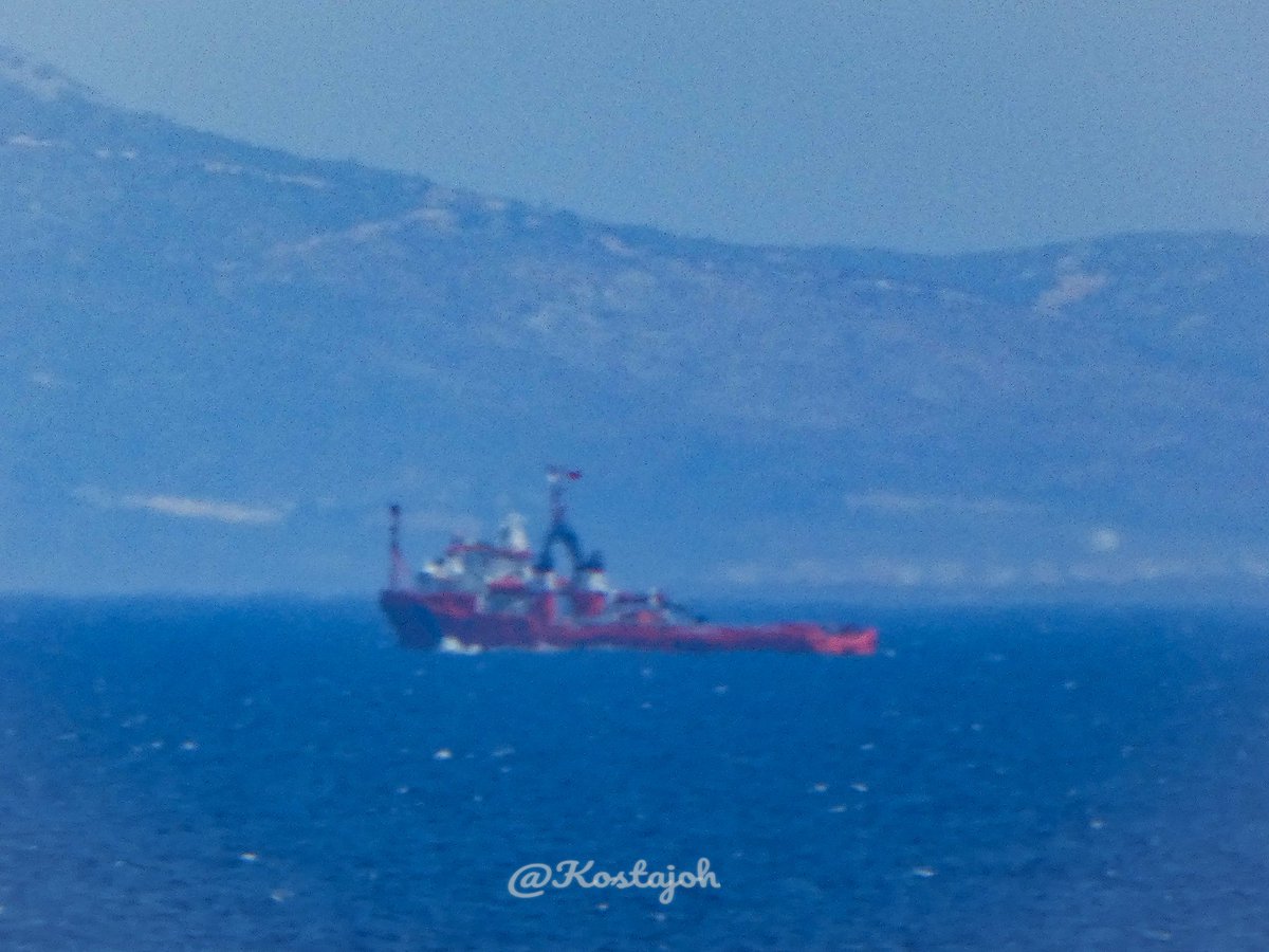 kostajoh's tweet photo. Μεταφορά με συνοδεία της Τουρκικής Ακτοφυλακής.
Στην πλατφόρμα πάνω πιθανόν να βρίσκεται το κατεστραμμένο Kaan που έπεσε πάνω στα βράχια.
#hcoastguard https://t.co/9ESZ54FRal