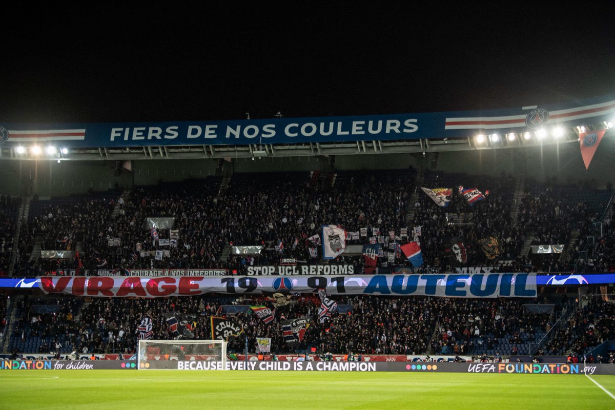 ActuFoot_'s tweet photo. Le Collectif Ultras Paris annonce que la revente de places sera désormais interdite pour les abonnés.

En cas d’absence, les places pourront uniquement être cédées gratuitement.

Le CUP encourage à en faire bénéficier les membres qui n’ont pas les moyens d’assister aux matches. https://t.co/GDnenVFDLE