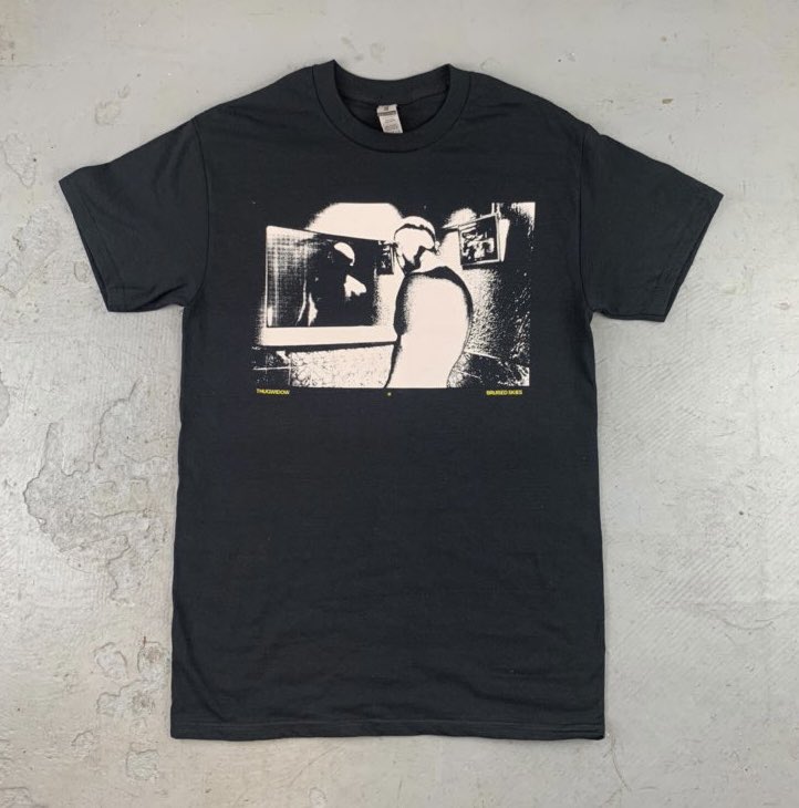 London gang come through to Holdrons Arcade tonight for some music, drinks &amp; a v limited run of t’s