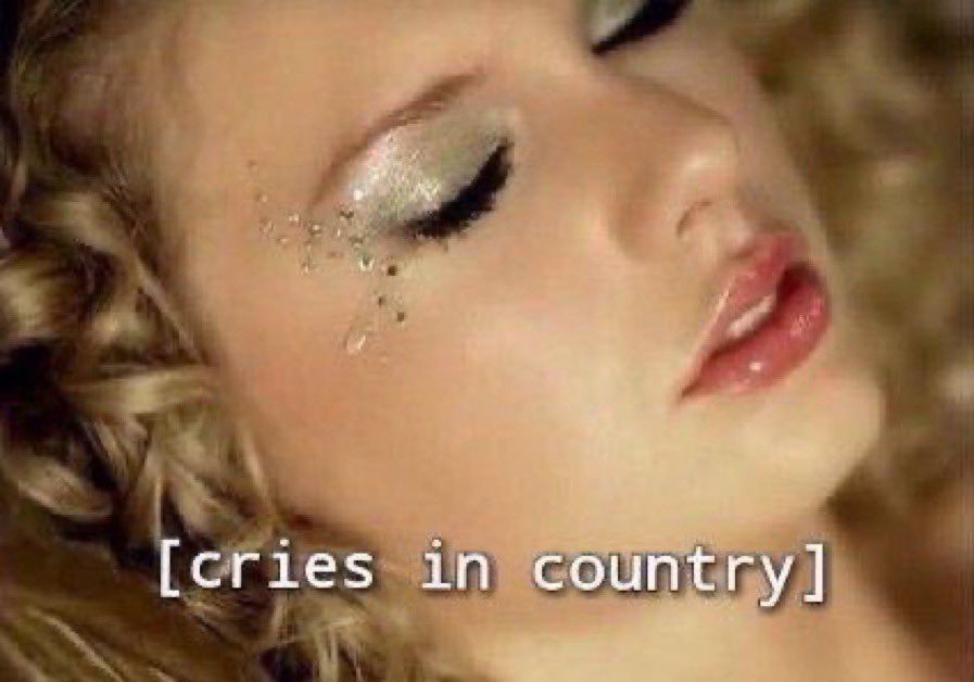 cevanscarf's tweet photo. Swifties when Taylor decided to release 1989 tv instead of speak now tv: https://t.co/jyeunwAGvu
