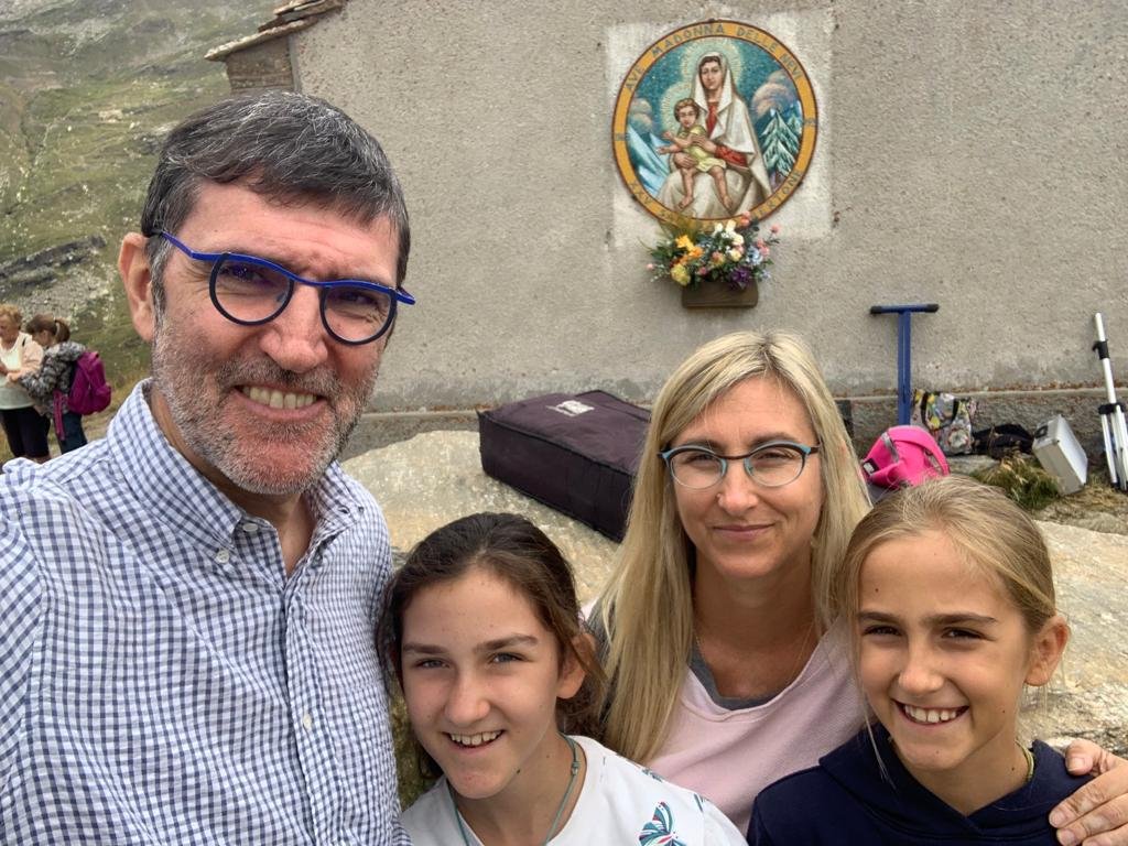 Giornata sul #GranParadiso con la #famiglia. La bellezza di passare tempo insieme godendo le meraviglie del nostro paese.