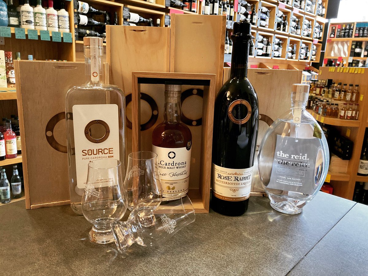 We’ve got the fantastic @cardronadistillery in store tasting today from 5.30 to 7.30!! Come on by and sample some delicious spirits from our friends in New Zealand!! Best way to kick off a weekend #gin #tasting #spirits #edinburgh #newzealand