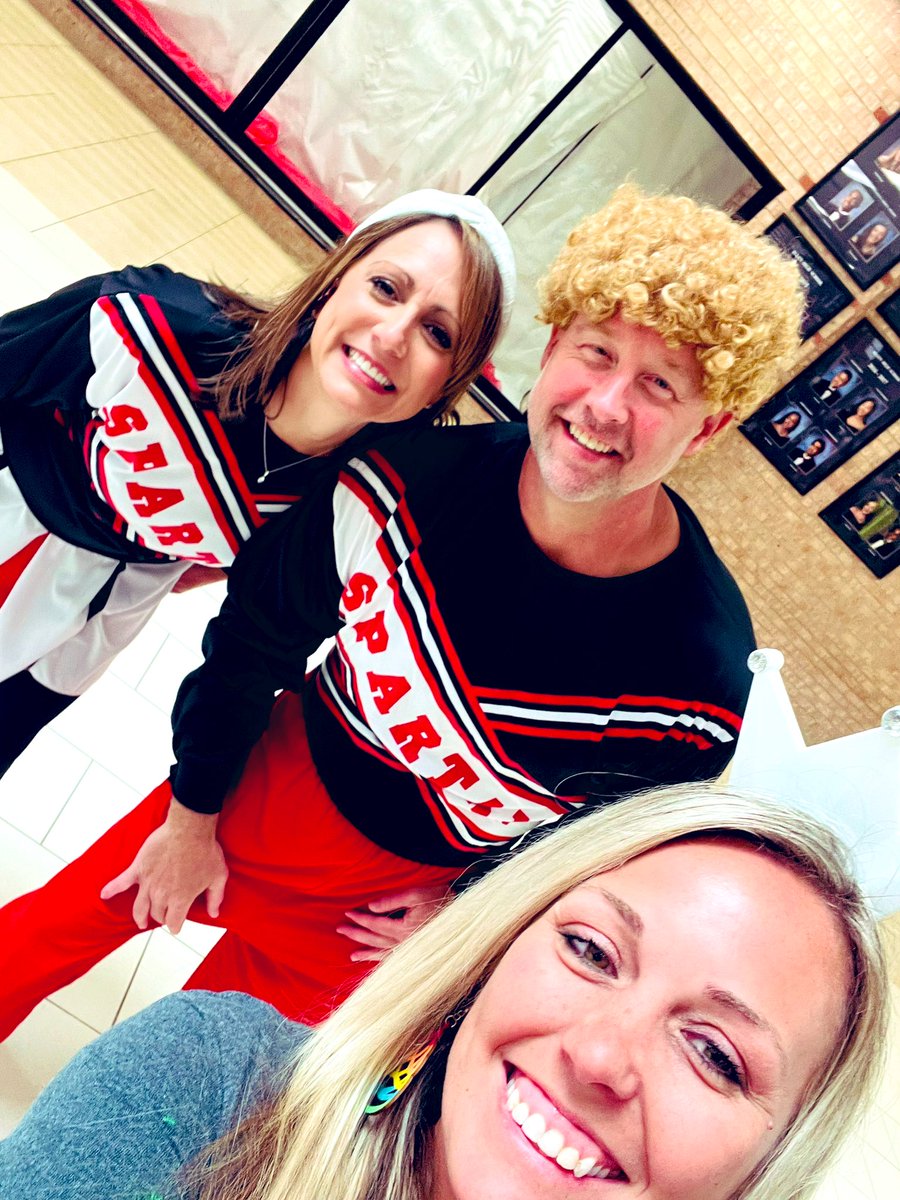 AISD_Behavior's tweet image. Best. Convocation. Ever. 
If you are not apart of the Allen ISD family, you are missing out! We are so excited to soar into 22-23 school year!
@Reed_Elementary #Wheredreamstakeflight