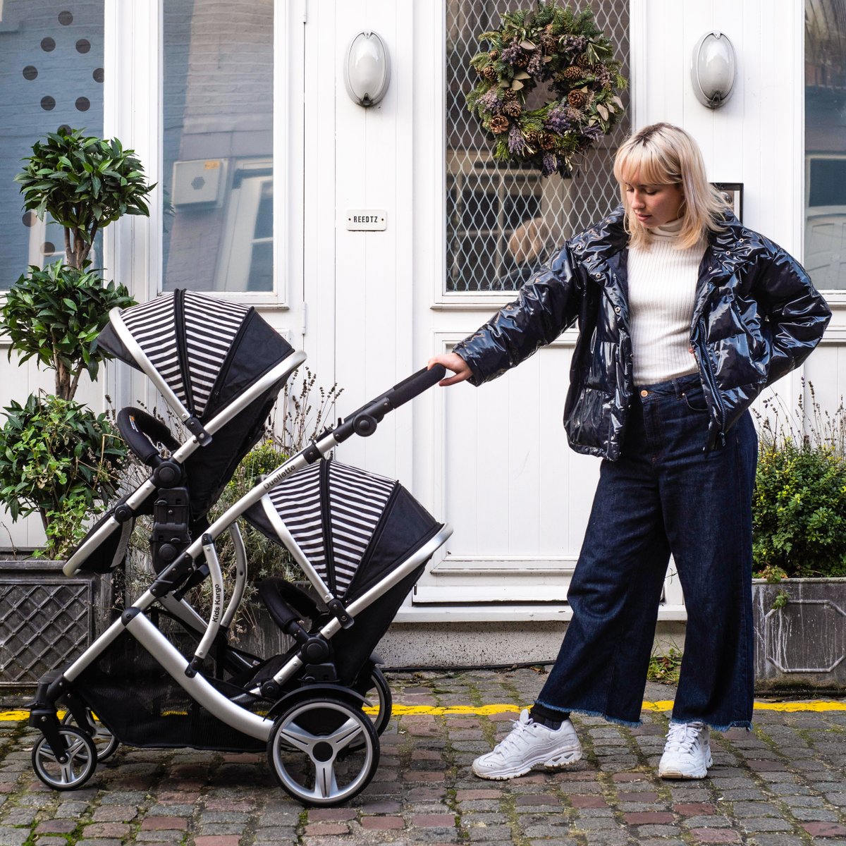image4kidz's tweet photo. £519 Duellette Hybrid double pushchair. x2 tot seats😍 ⁠
⁠
Suitable for a newborn baby &amp; toddler or Twins if used with Isofix car seats (0-15months) seat units up to 15kg 🌸⁠
⁠
https://t.co/w9jCB2GSlB⁠
⁠ https://t.co/WFPIaWIUaS