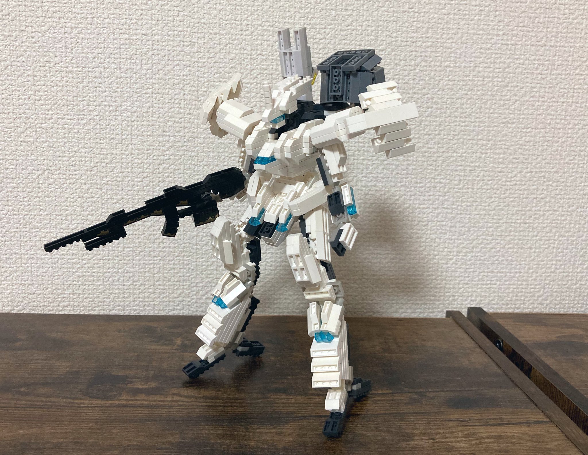 FZZYn1gVUAAipUC.jpg:large