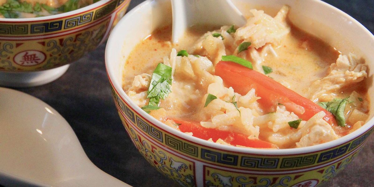 MatthewSwanson's tweet image. Any of these Thai #recipes can improve a #dinner menu.  cpix.me/a/150004173