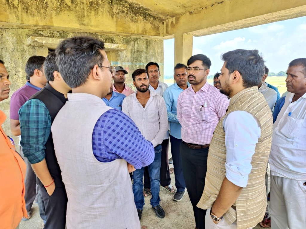 आज <a href="/GiridihDc/">DC Giridih</a> के साथ मरकच्चो प्रखंड स्थित पंचखैरो डैम का भ्रमण कर डैम का पर्यटन के क्षेत्र में विकास करने हेतु विस्तृत चर्चा की।

<a href="/JharkhandCMO/">Office of Chief Minister, Jharkhand</a>
<a href="/VisitJharkhand/">Jharkhand Tourism</a> <a href="/prdjharkhand/">IPRD Jharkhand</a>