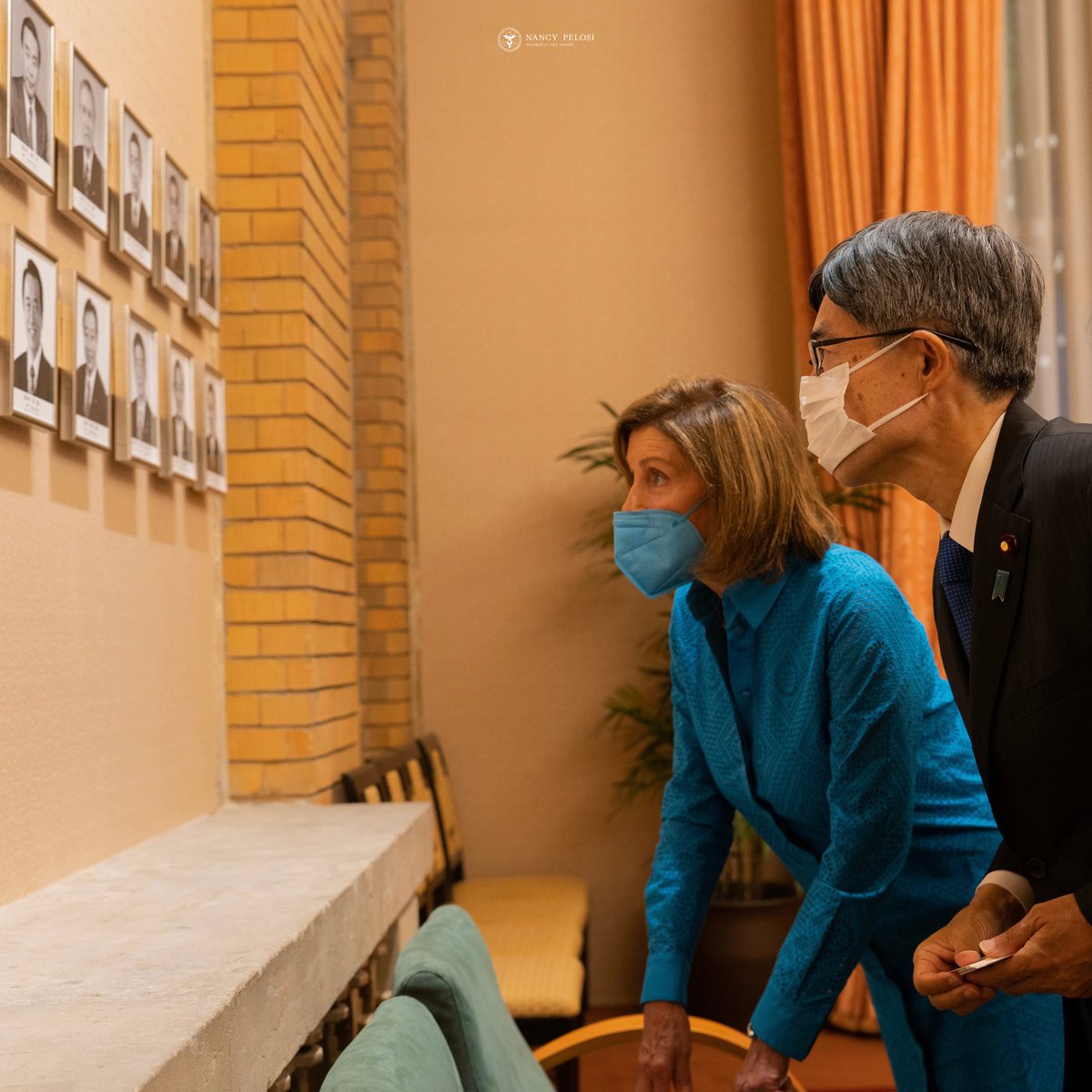 SpeakerPelosi's tweet photo. The American-Japanese Alliance is the cornerstone of security, prosperity &amp; peace – in the Indo-Pacific and in the world.

It was a privilege to meet with Prime Minister Kishida to discuss how we can further deepen our bonds &amp; together confront challenges and seize opportunities. https://t.co/g4YN0xK74N