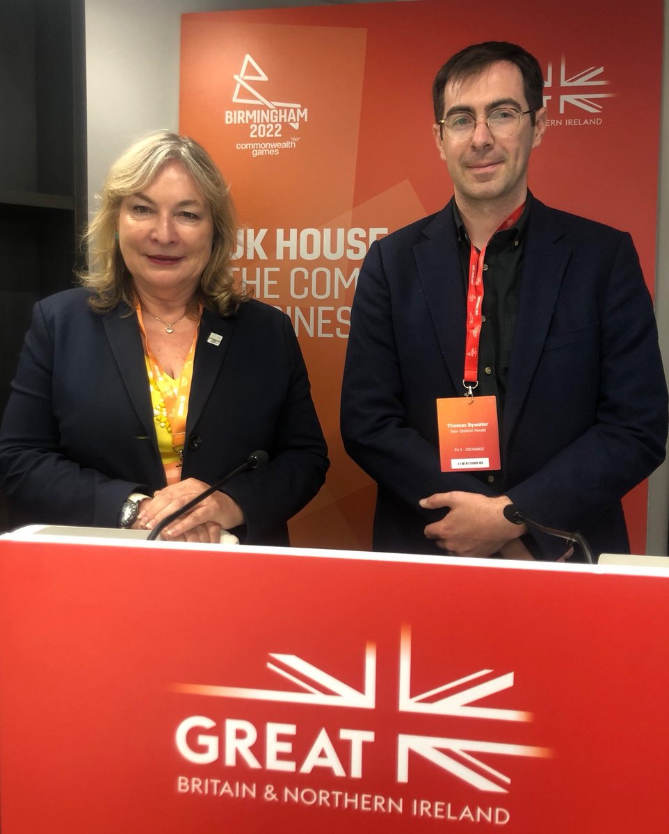 VisitBritainBiz's tweet photo. Great to meet @nzherald's @ThomasBywater today at #UKHouse during events for #TourismDay #B2022 @birminghamcg22 - with our CEO @patriciayatesVB talking about promoting #WestMidlands and driving inbound #tourism to #Britain. https://t.co/jY3ledTbT5