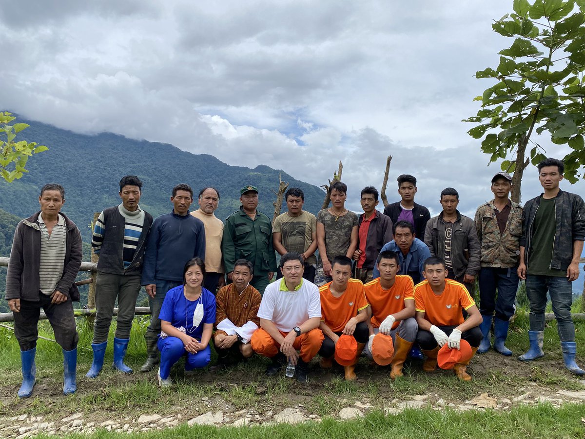sangaykhandu's tweet photo. North Tashigang team, with Shongphu Gewog Thrizin, Chaling Tshogpa and volunteer-residents for #NADPM #combing in eastern #bhutan. Learnt and also shared learnings with field colleagues #desuung https://t.co/FJu0STPq7L
