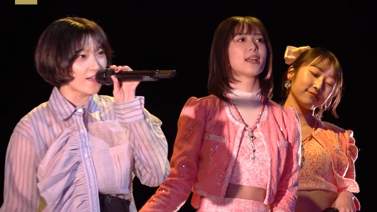 IDOL_raisan's tweet photo. 佳林ちゃん、れいれい、るる。
強すぎて、笑ってしまう。
佳林ちゃん、1st Album発売決定おめでとうございます。
#Juicejuice
#FutureSmile
宮本佳林・段原瑠々・井上玲音「Future Smile」M-line Special 2022 ~My Wish~
https://t.co/OEMXPZUhZM https://t.co/A4RidTkgJL
