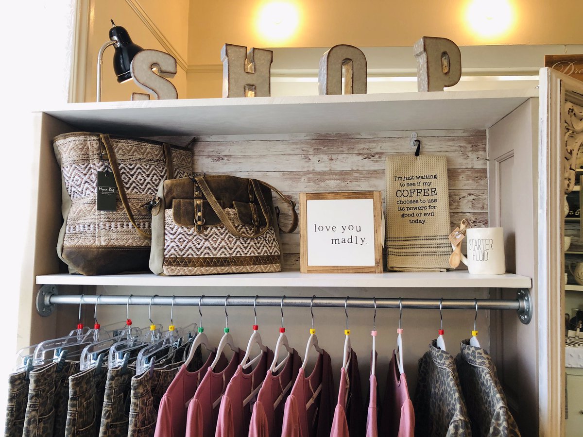 Miss you💕 Remember to shop small with our friends🛍 @FWDID