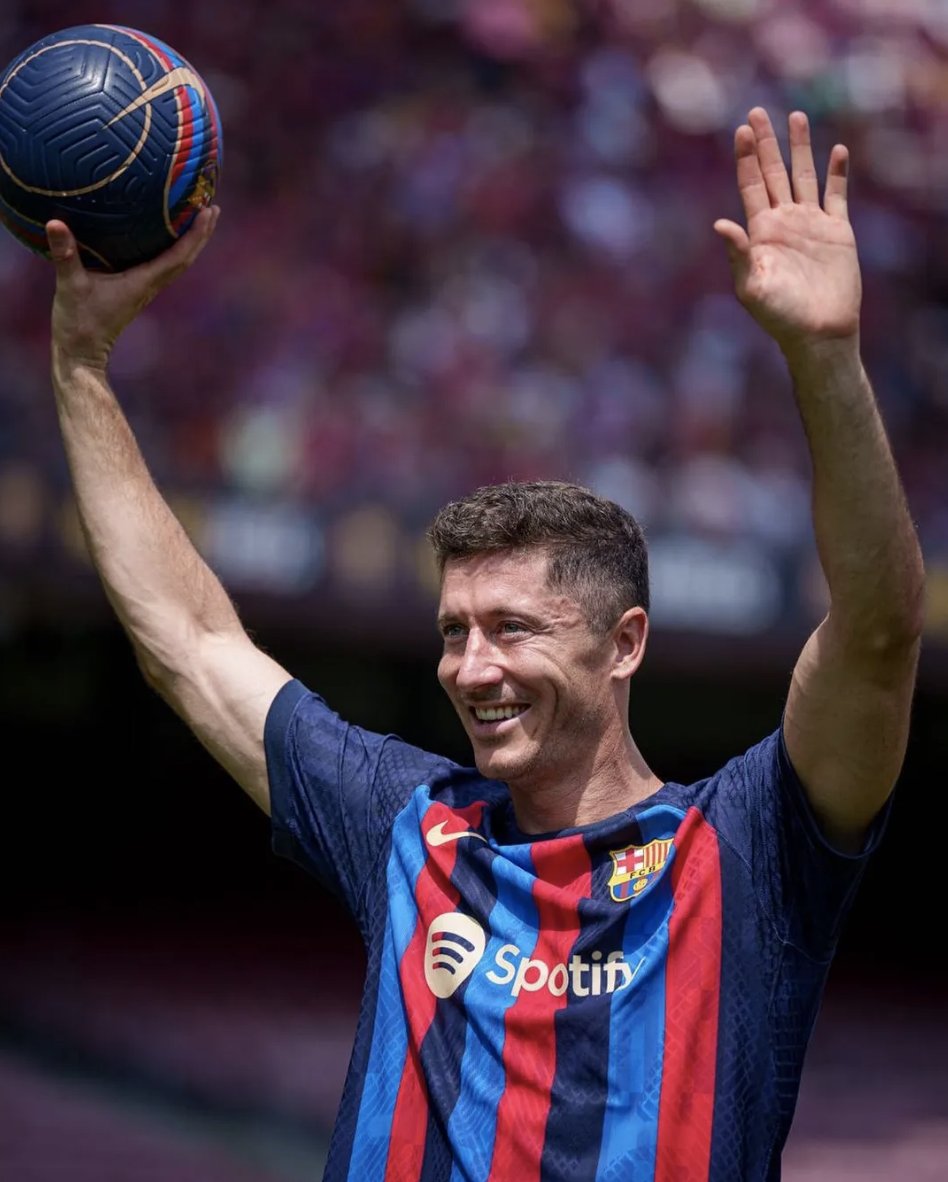 @InvictosSomos's photo on Robert Lewandowski