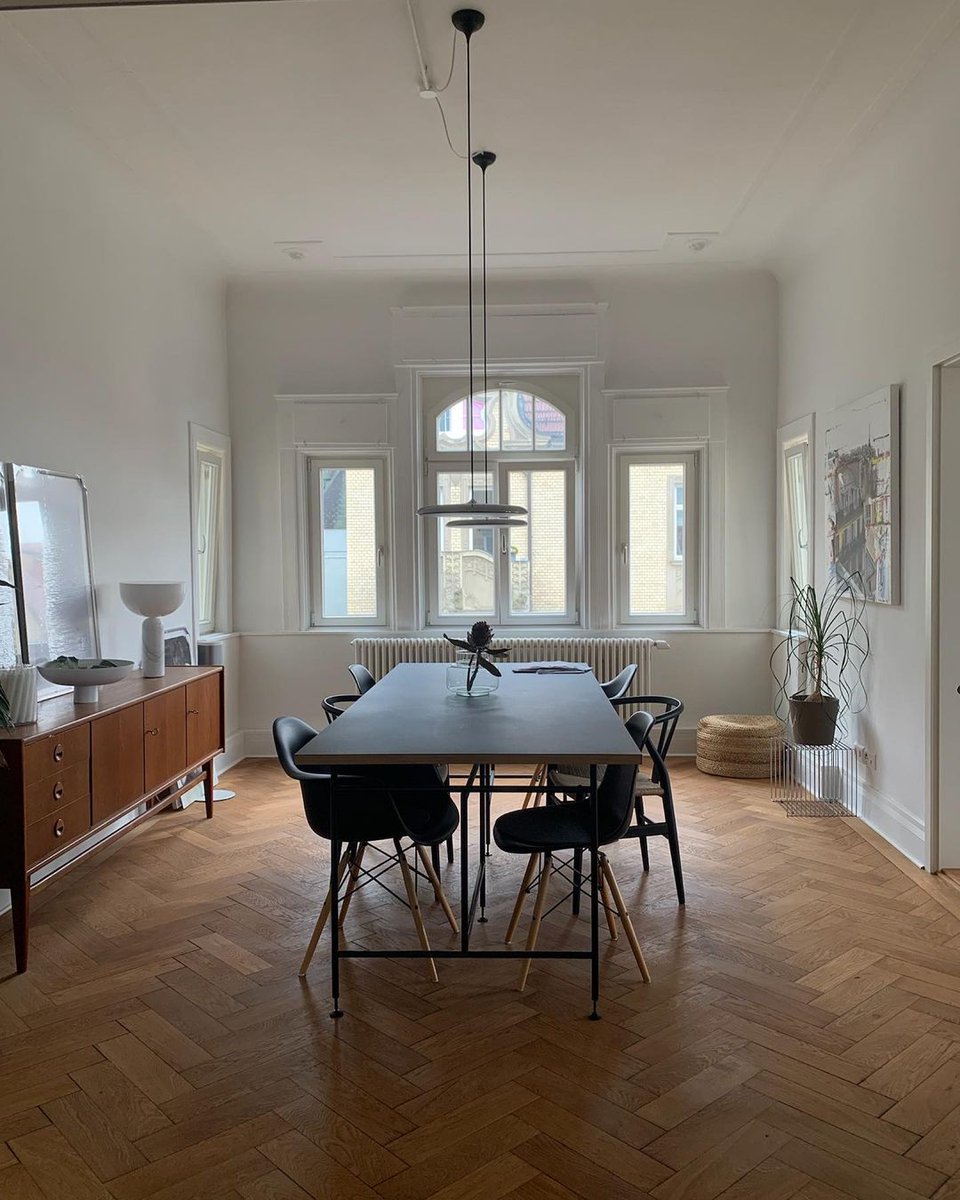 LightsyUK's tweet photo. Open space and natural light = a heavenly dining room ✨🌿 (grossstadtwohnen On Instagram)
-
#diningroomdesign #dreamhome #naturallighting #lightsy https://t.co/vFVcxpMM8f