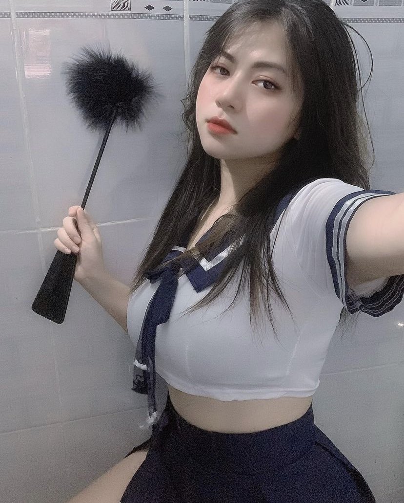 Betho99z's tweet photo. Chơi trò vợ chồng không anh iu https://t.co/7VfU3Gzkvy