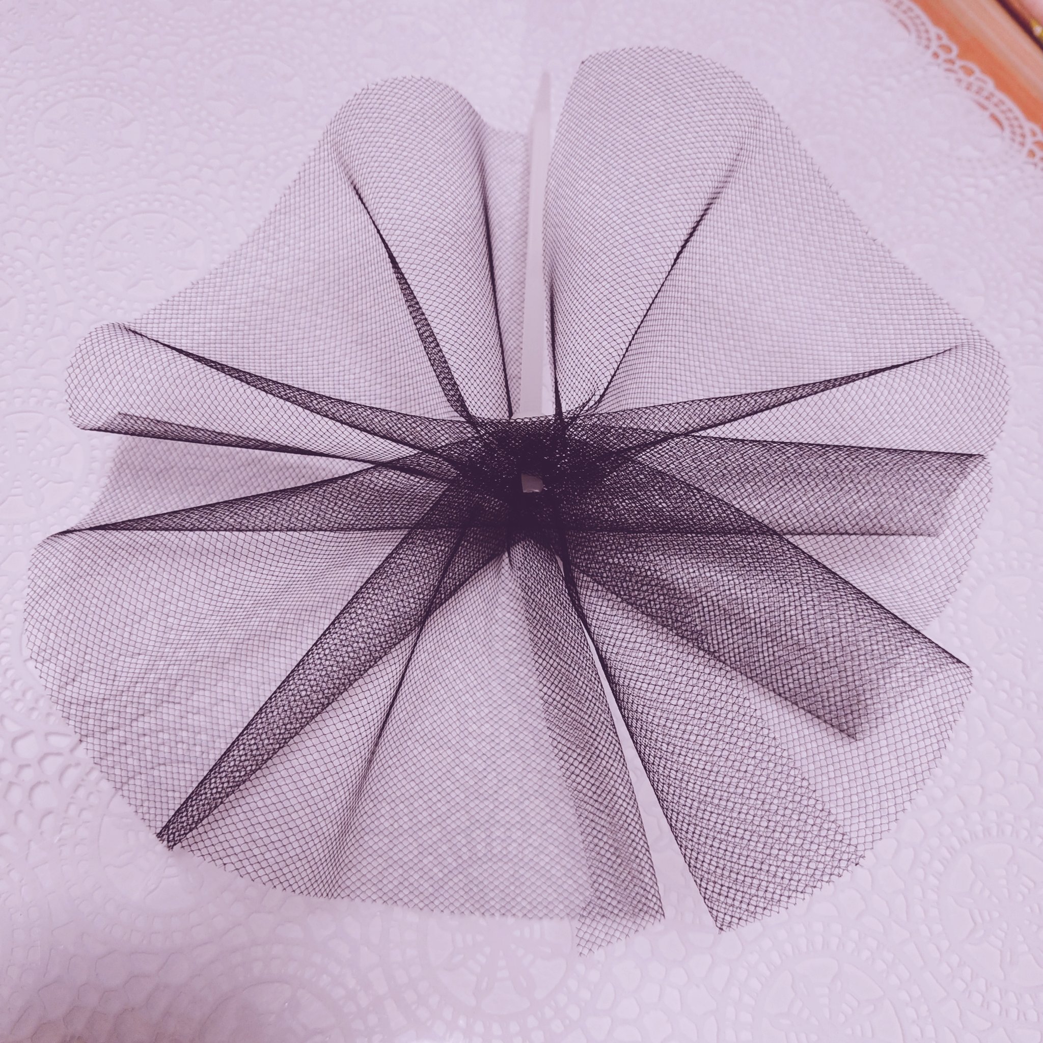 天宮水羽 メダカ系 Amamiya Miu ドラゴンブルーだけチュール産卵床に挟まる問題 挟まらないふんわ りな チュール産卵床作ってみた これは挟まるとこないでしょ 卵くっつけてくれたらいいなぁ T Co Cuavhnqtfb Twitter