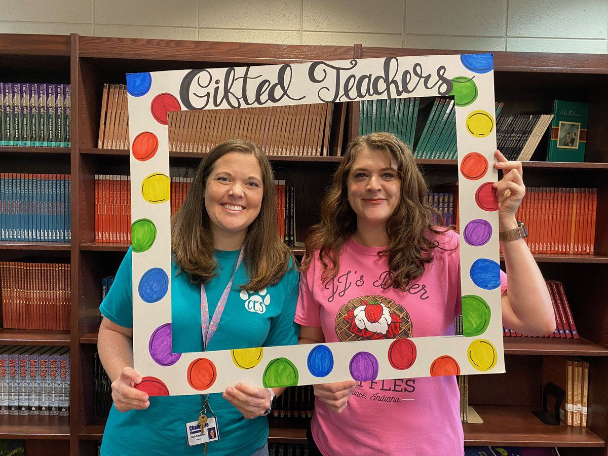 Gifted teachers getting amped up for a great school year! <a href="/lsingletonteach/">Ms. Singleton</a> #jefcoed #giftededucation
