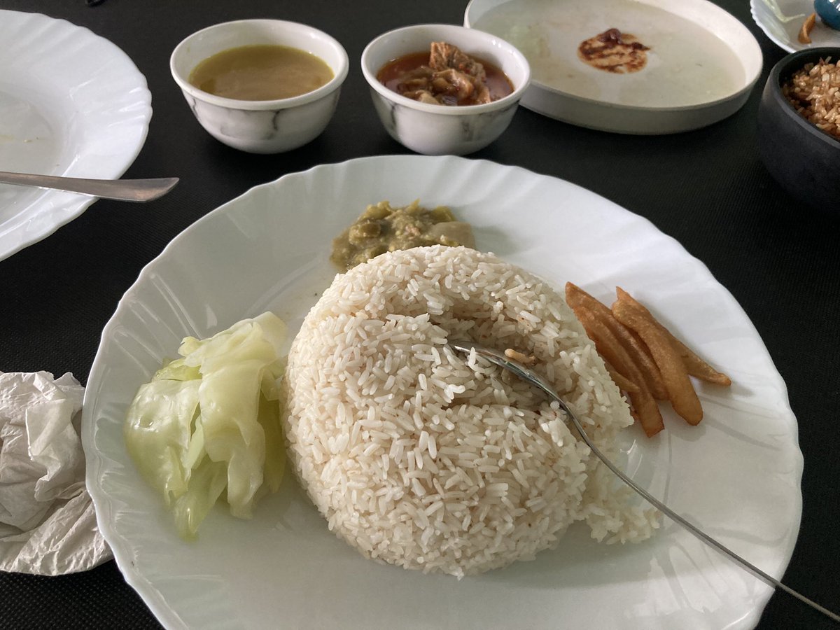 Ganga_d_kalai's tweet photo. Location: Fat Plate https://t.co/CLY87DTGOQ