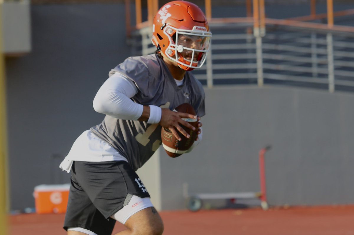 BearkatsFB's tweet photo. Day 1️⃣

Off and running 👊

#EatEmUpKats https://t.co/pHxR3XNW2T