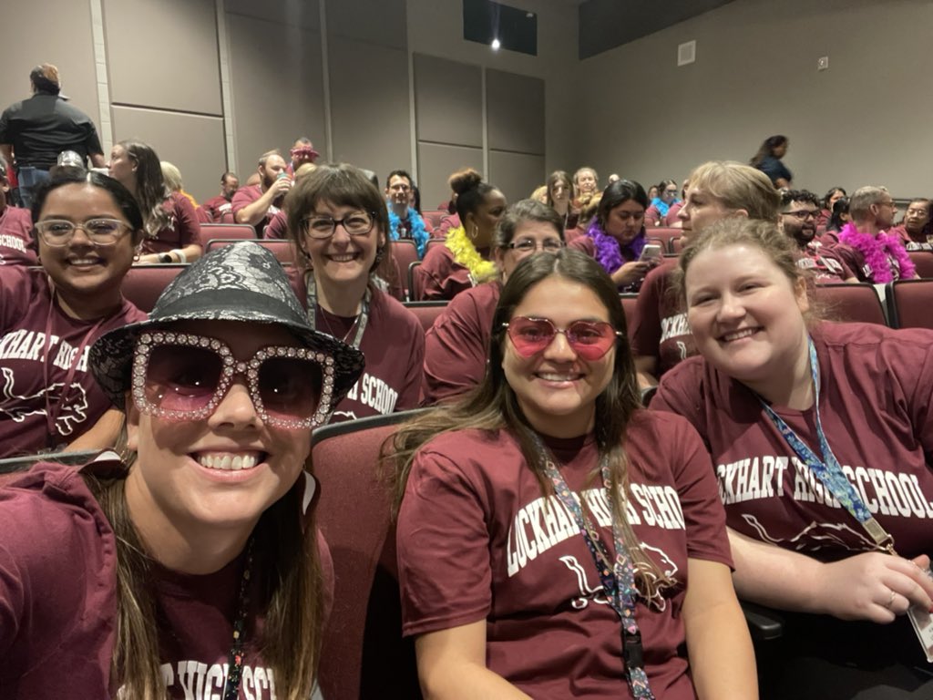 Sarah Barnett (@mrsbirdi) on Twitter photo Ready for convocation 2022! <a href="/LOCKHARTHS/">Lockhart High School</a> <a href="/LockhartISD/">Lockhart ISD</a> #Lockheartforpeople #Lockedonexcellence #Lockhartproud <a href="/brittneyesqueda/">Brittney Esqueda</a> <a href="/missleonardlhs/">Miss Leonard</a> Ready for convocation 2022! <a href="/LOCKHARTHS/">Lockhart High School</a> <a href="/LockhartISD/">Lockhart ISD</a> #Lockheartforpeople #Lockedonexcellence #Lockhartproud <a href="/brittneyesqueda/">Brittney Esqueda</a> <a href="/missleonardlhs/">Miss Leonard</a>
