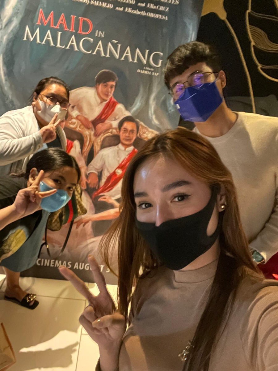 jonbaraquel_'s tweet photo. So Jerome Ponce, one of the leads of #KatipsTheMovie , and his girlfriend, also part of the show, watched MiM and are apparently apologists????? Mga walang hiya????????????? I guess they learned nothing from their roles. https://t.co/4hgdeiz1YM