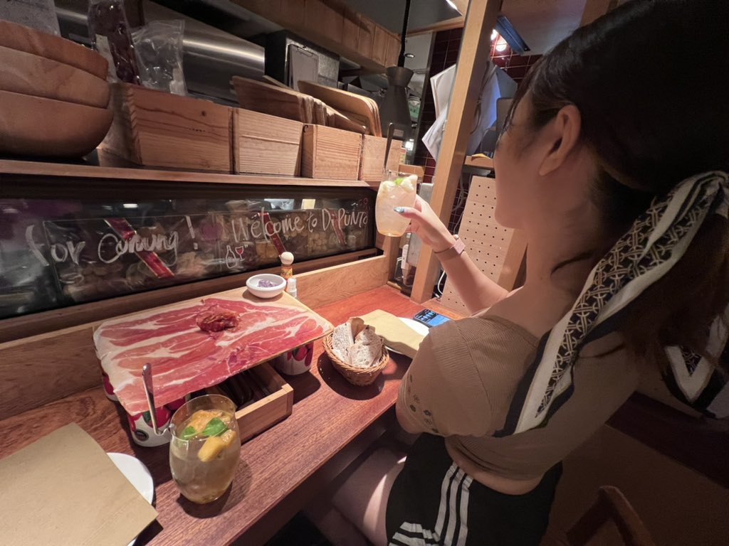 mun2akn's tweet photo. 華金♡
リモート終わりにお散歩にでて
なんとなく懐かしくなって来店
この土地から離れられん
今週24時近くまで残業の日々だったから
解放！
#飲食応援　#ディプント　#ディプント武蔵小杉店 https://t.co/hpvzeeFOfQ