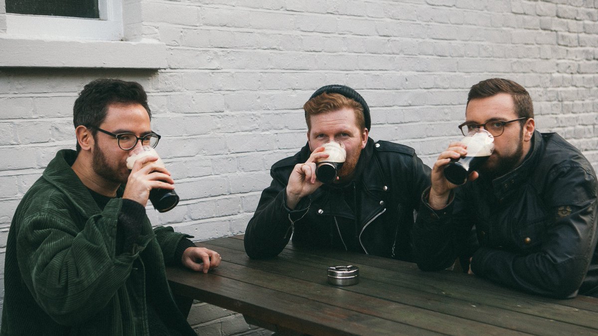 <a href="/BadProgress/">Bad Progress</a> share the driving indie of ‘The Real Housewives of Atlantis’.

Read More: hardofhearingmusic.com/2022/08/05/bad…