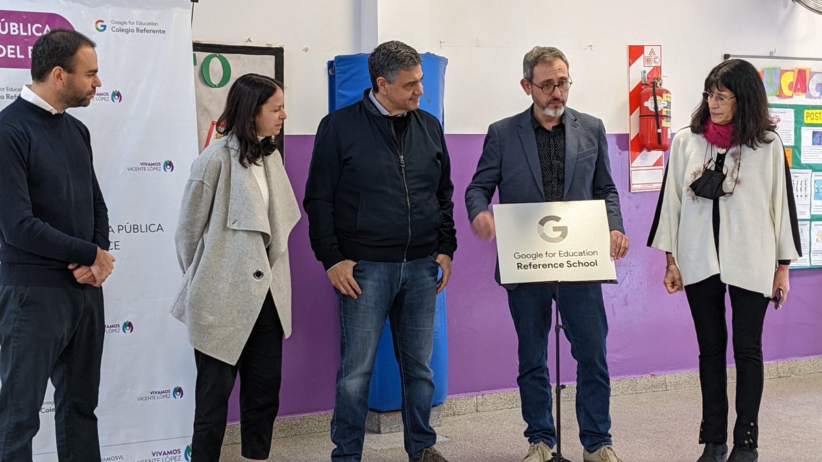 googleargentina's tweet photo. ¡Argentina llevando la educación a lo más alto! 🇦🇷

La Escuela Primaria Manuel Dorrego, de @VivamosVL, es la primera institución pública y municipal de Hispanoamérica en recibir la distinción Google Reference School por adoptar la tecnología en el aula de forma innovadora.👏🏫 https://t.co/5vz3j8CvL6
