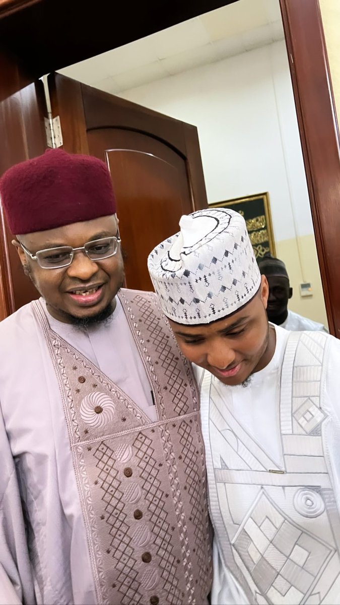 AbbaLawal__'s tweet photo. Alhamdulillah ❤️

Happy Married life to my dearest, dramatic but beautiful friends @its_hammadrabiu and @asmuidris_ ❤️

May Allah bless your marriage and make you the coolness of each other’s eyes❤️ https://t.co/Xml2bsLRp9