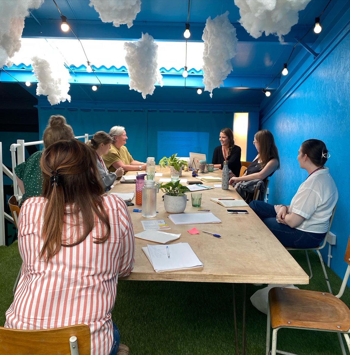 We absolutely love providing @actionforchildrenuk with a creative space for their weekly team meetings 🧠 Do you fancy yours here too? Of course you do… Get in touch with info@bloombuilding.co.uk to find out more and book your team in ✨