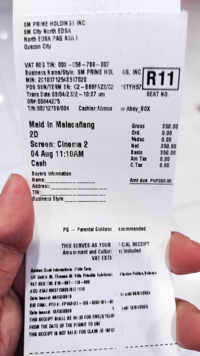 <a href="/pinoyanghang/">Pinoytapsilog</a> Yes, this is true! I saw this gentleman being escorted by his daughter and wife, inaakay na lang para makanood. FYI, we bought tix sa SM main but was told sa The Block ang screening :)