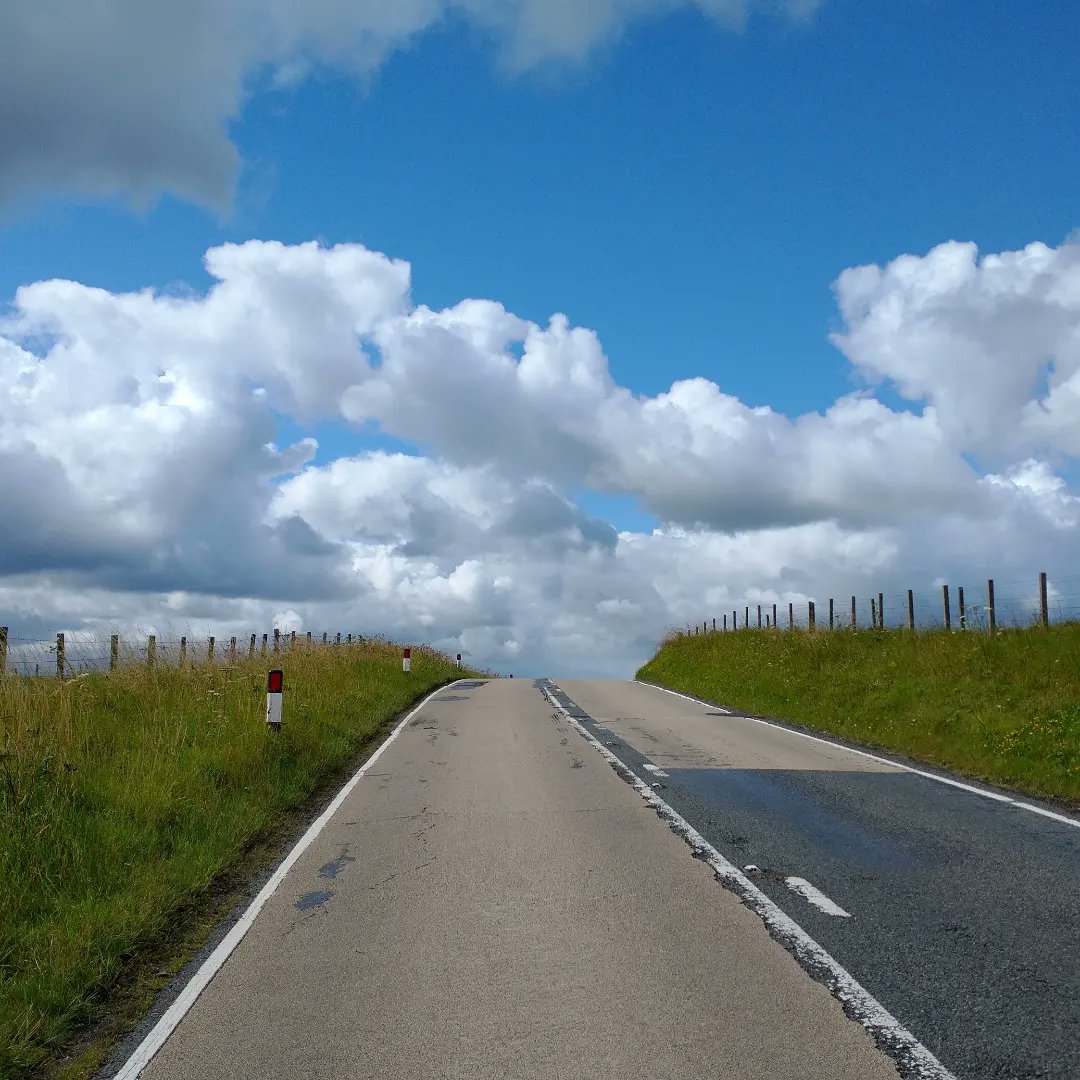 philipianhall's tweet photo. This Was Pretty Alright - Took It Reasonably Steady And Just Enjoyed The Scenery On A Day Off Work Really

#scotland #cycling 
#westlothian #lanarkshire 
#borders 
#63miles #101km
#friday https://t.co/lPKNabkH0s
