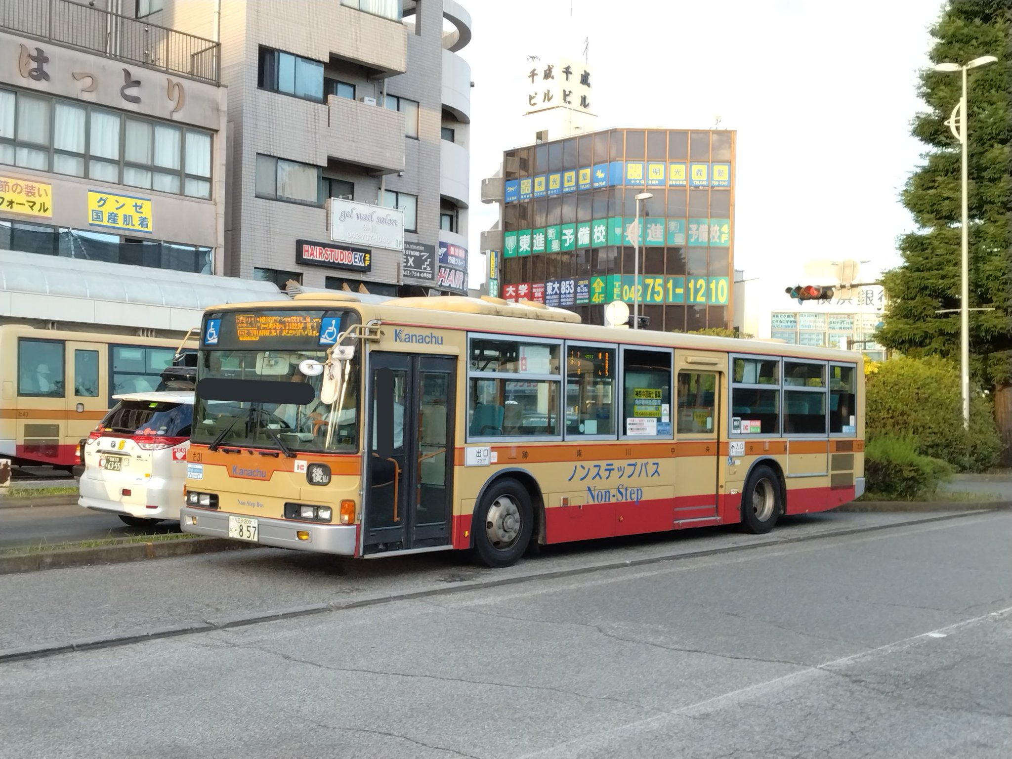 たぐちっ on Twitter: "さて、今日の神奈中は、多摩営業所た31号車です。やっぱりブルーリボンシティは人気だなぁと思いつつ、そんなに