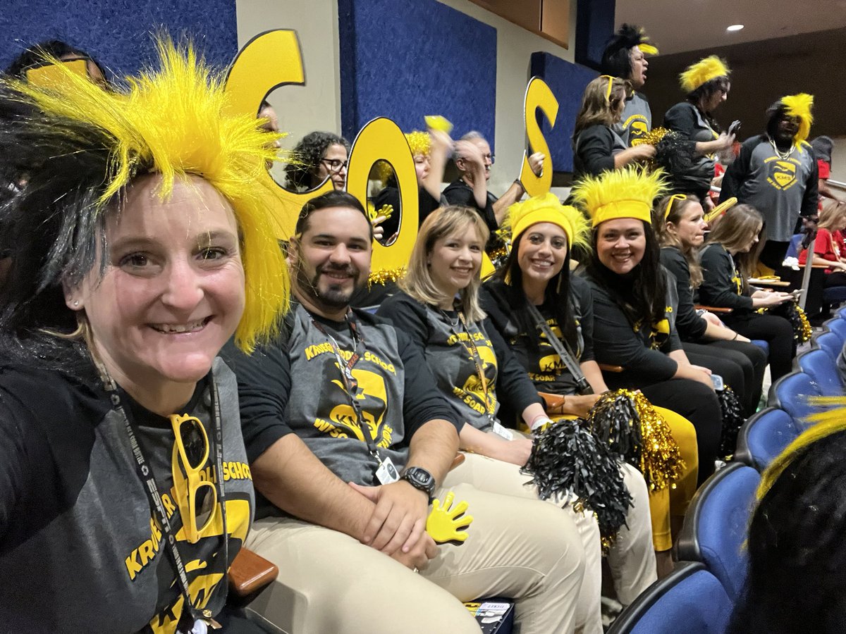 convocation 💛🖤💛🖤🎉