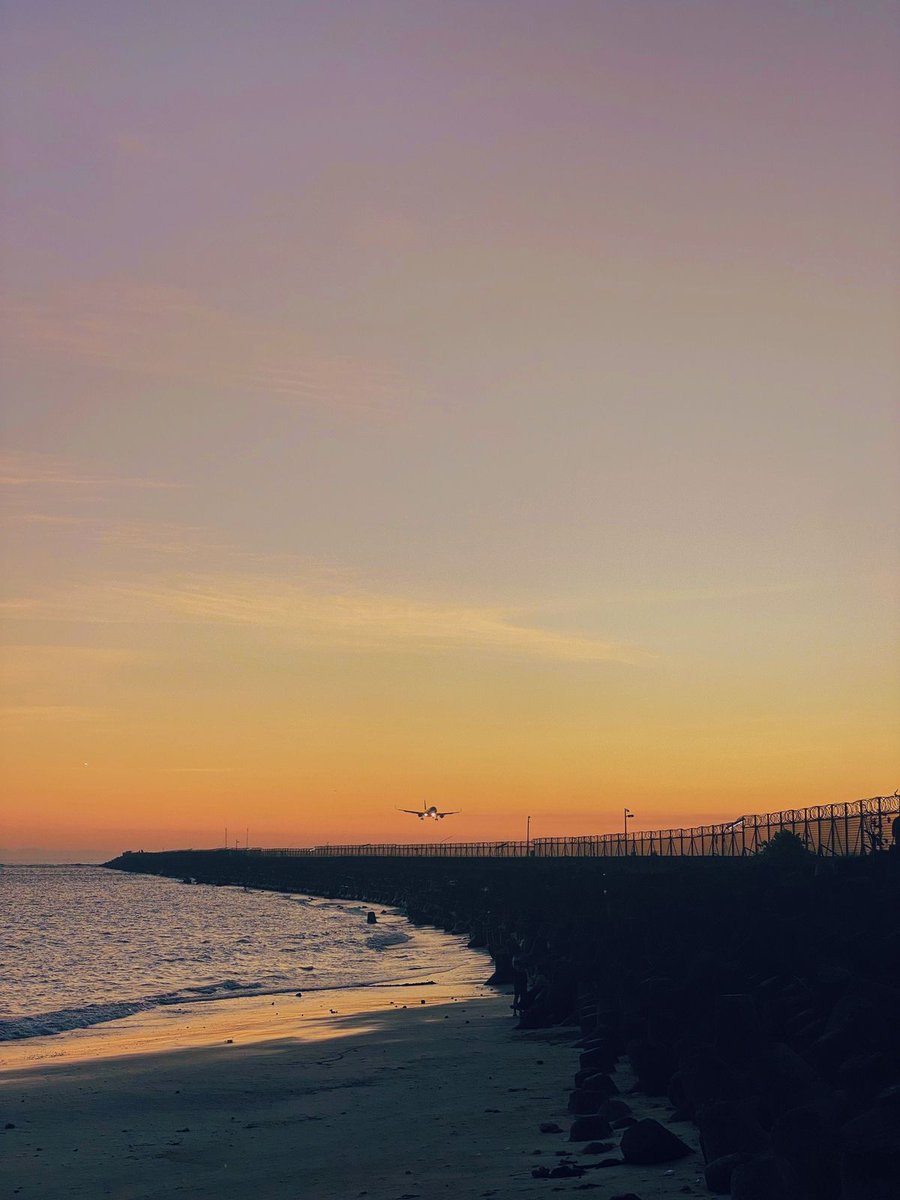 Ericaa_way's tweet photo. Another sunset https://t.co/cvUESSy86C