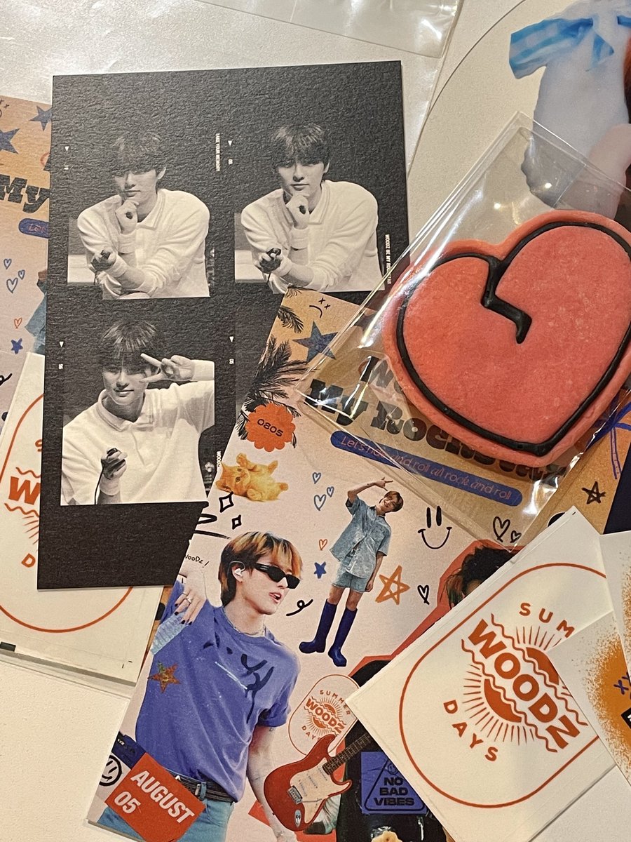 loveaug5's tweet photo. 포근하고 예쁜 공간 ☕️🤎
세컷 사진 찍을 수 있는 부스까지 짱!
#WOODZ_Be_My_Rockstar https://t.co/cNDF92k9jy