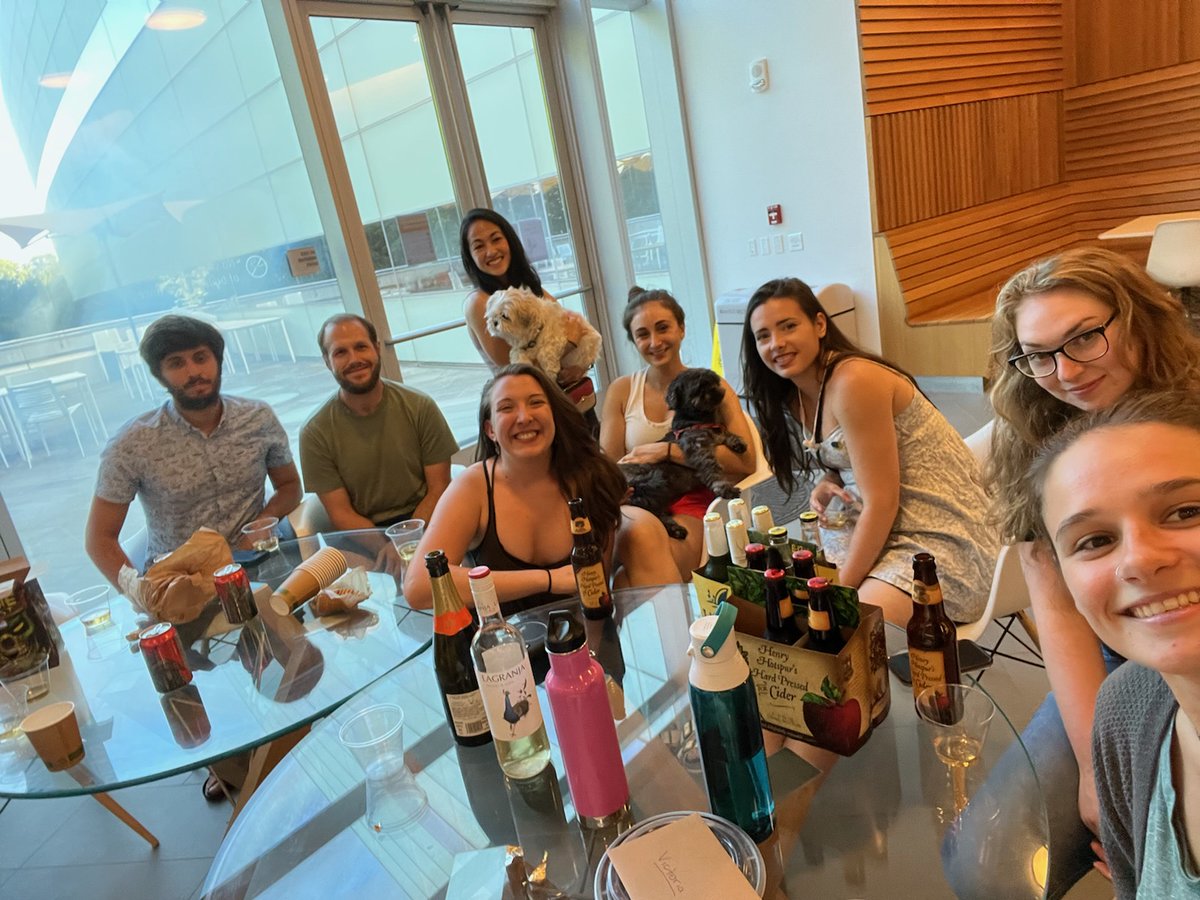 VCorbit's tweet photo. It's a bit sad to leave a career I put so much of myself into, but all change involves loss, and I am very excited for a new chapter. 

Will NOT miss driving ~2hr every time I go to lab 🚗 
WILL miss the amazing people I got to work with the last 3yr 💜 (some pictured here) 6/ https://t.co/ayMdCEbFvC