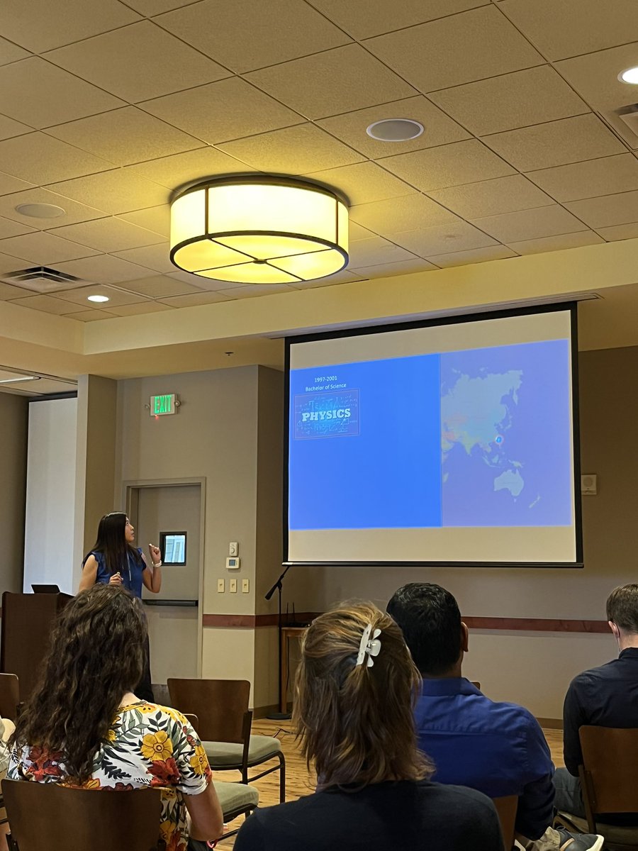 ScienceStowers's tweet photo. Our first keynote speaker, Vicky Tu from @Nestle, discussed the importance of creative thinking in experimental design. #innovation #postdocretreat https://t.co/wdIZ1S3q0N