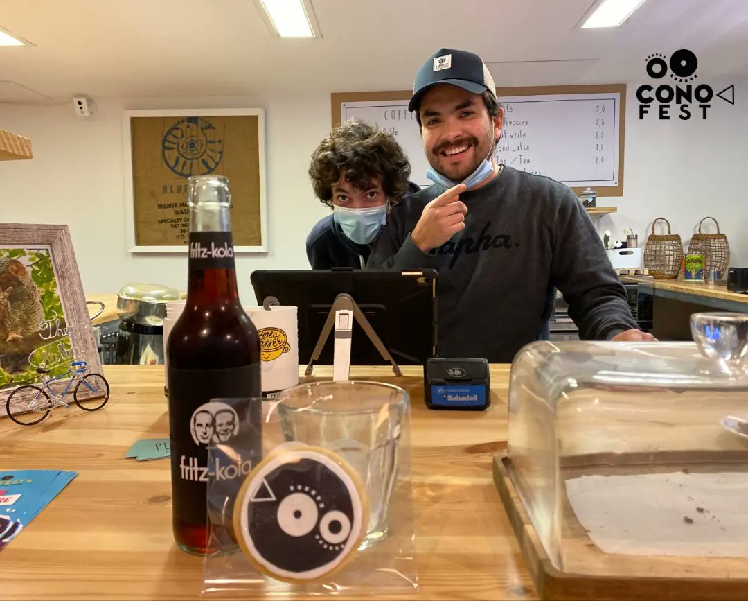 conofest's tweet photo. #ConoffersCamaradas 🫡🫡
Por último pero no menos importante queremos agradecer con un caluroso post y con nuestra más humilde #Conothanks de parte de @duranvicka, @sarabamba y todo la #ConoCrew a todxs lxs que colaboraron en el festival ofreciendo lo mejor en #ConoFest21 ✨️💓 https://t.co/zl3nLdSS3q