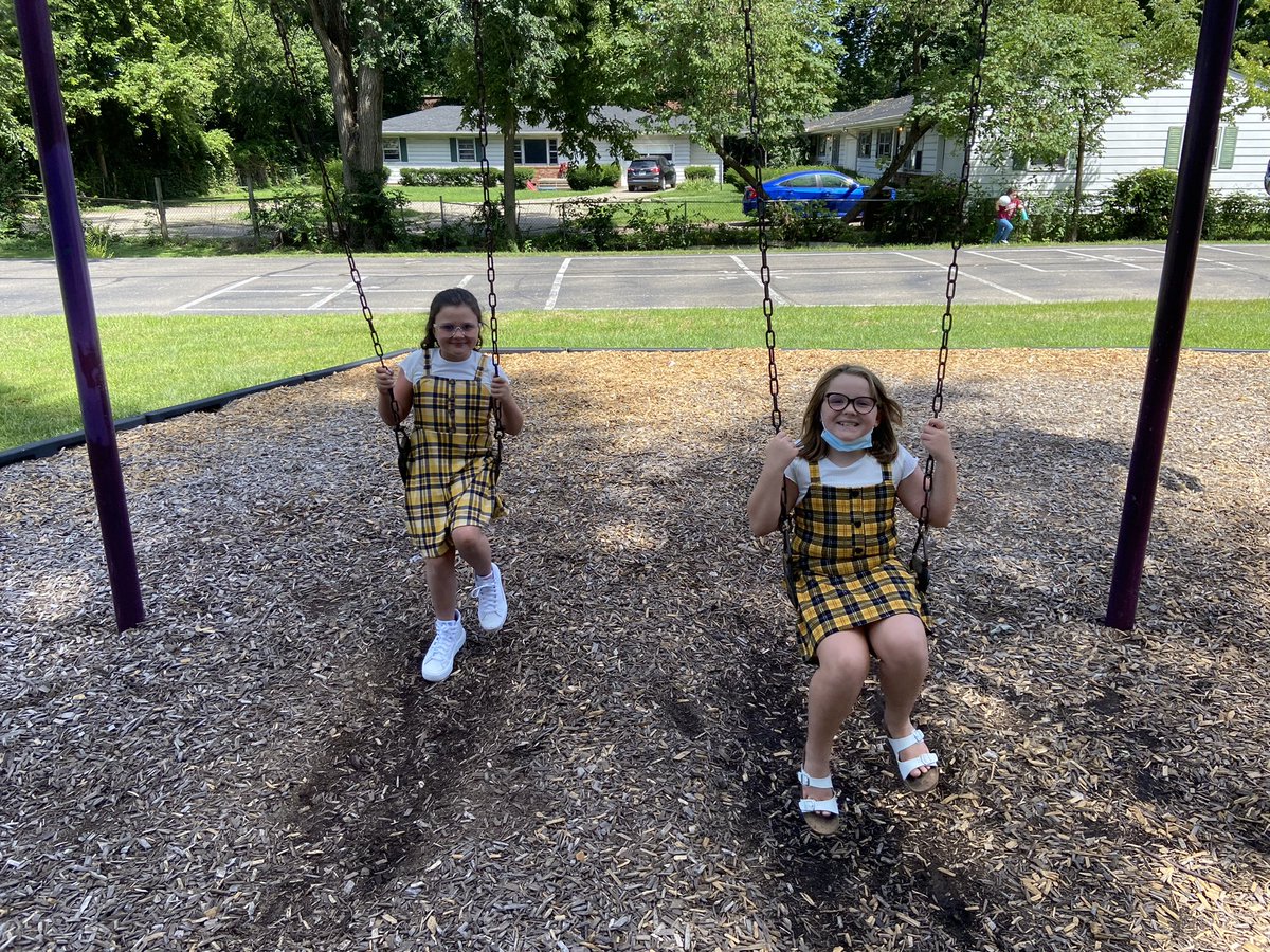 These 3rd graders had a great return to school at <a href="/MayfieldTweets/">Mayfield Elementary</a>! #MiddieRising #MakeYourMove #ChasingGreatness