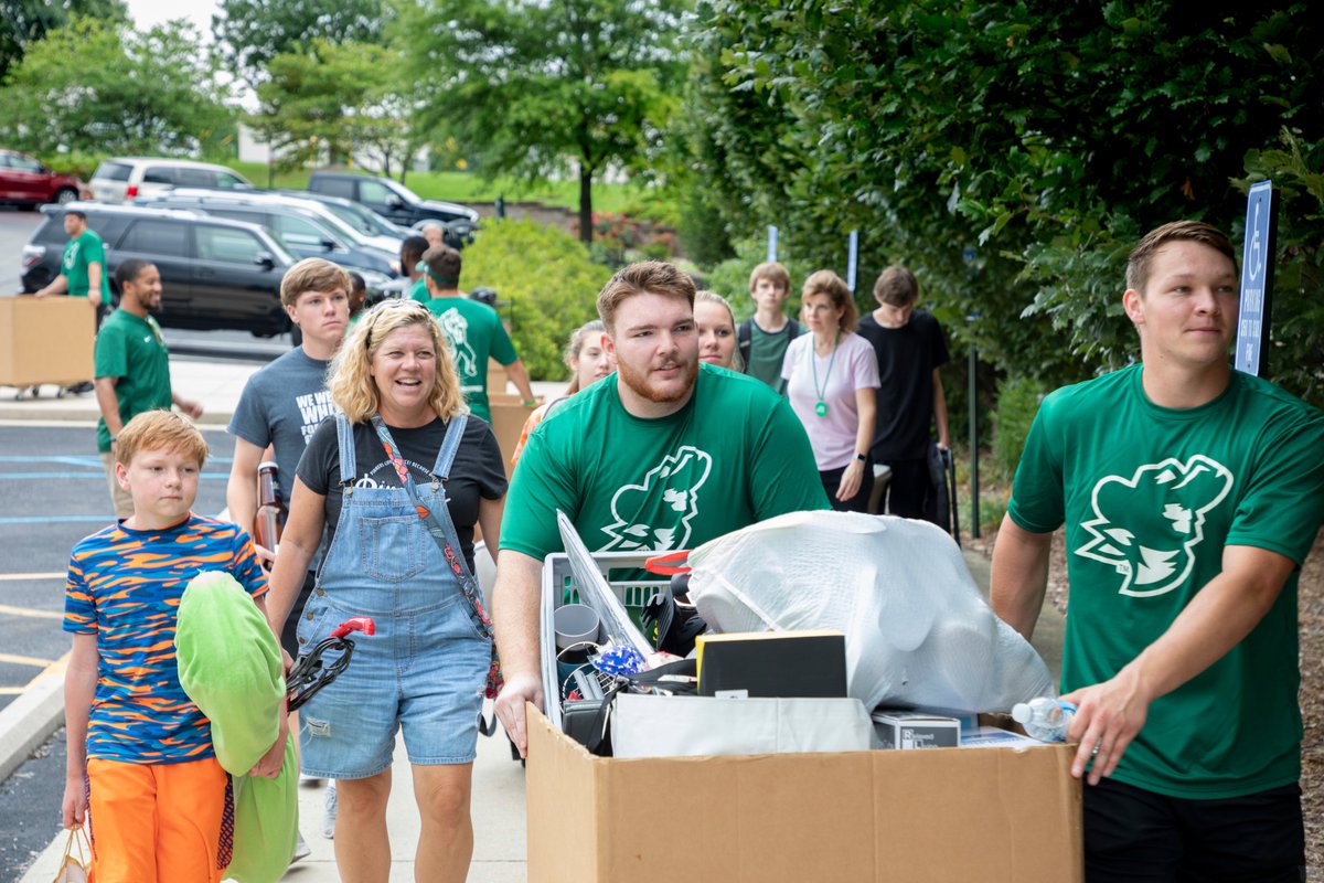 MissouriSandT's tweet photo. Are you ready to join the Miner family? β It's move-in day! Get your check-in info here: https://t.co/OxQIinyujV
#MinerMoveIn https://t.co/vsojWLy1hj