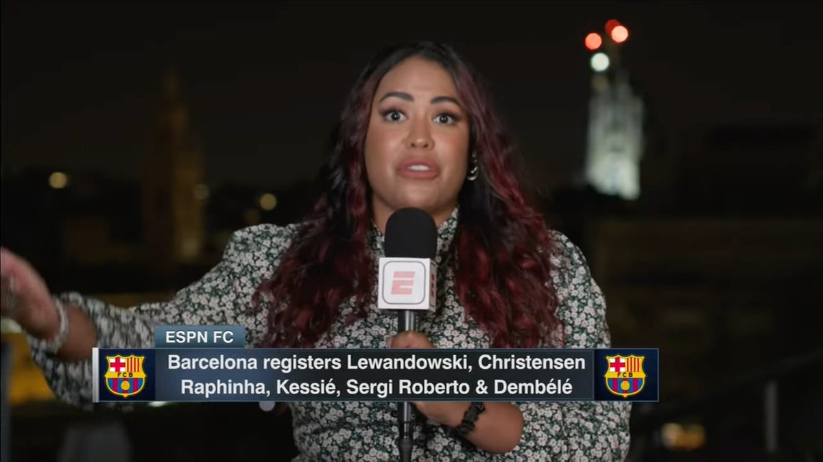 🗣️ ESPN müxbiri: 'Rayo Vallecano matçının biletlərini almaq üçün kassalarda uzun növbələr var. Bilet almağa gələnlərin çoxu Lewandowski və Frenkie de Jong'un formalarını geyiniblər'. #FCBAZFAN