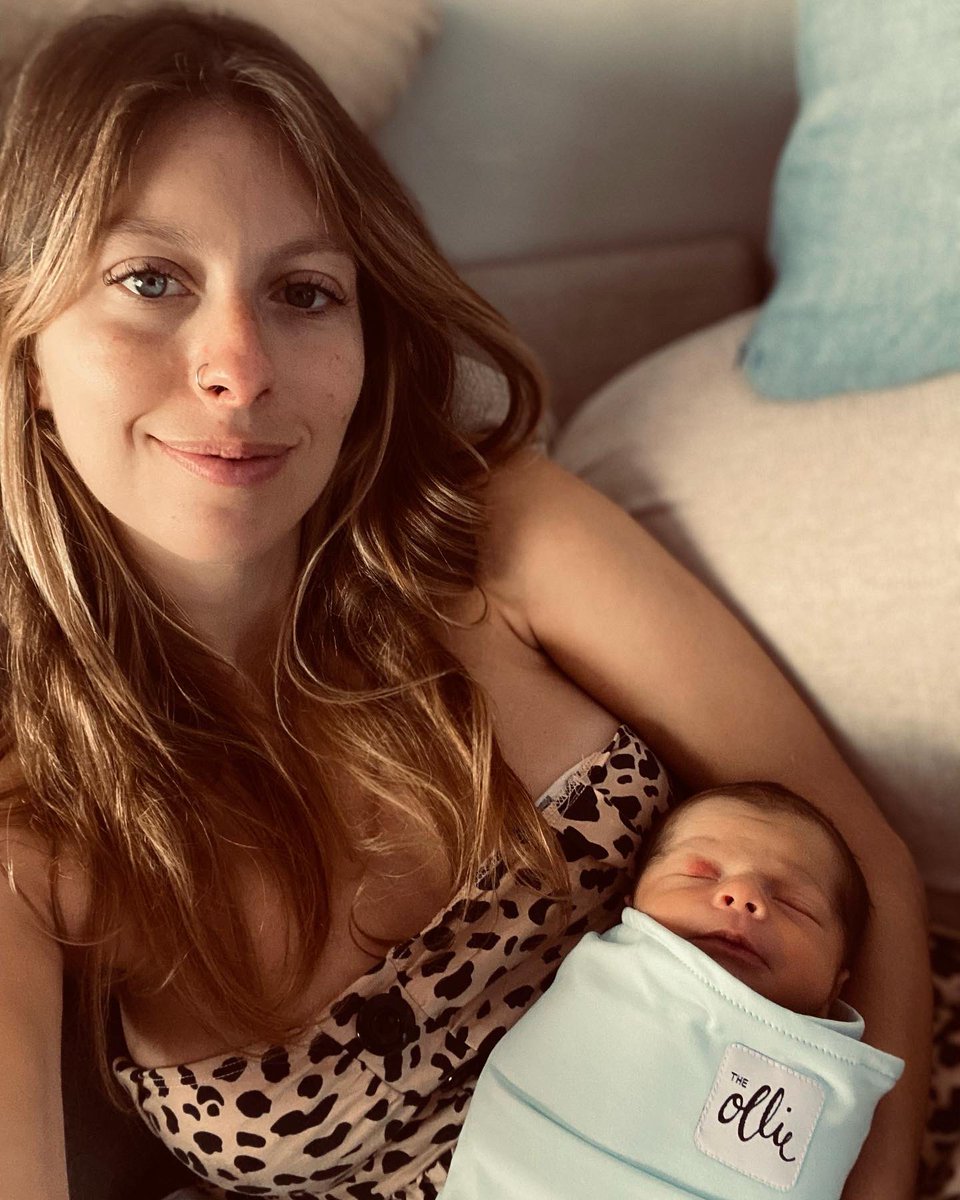 𝙲𝚊𝚛𝚢 𝙱𝚛𝚘𝚝𝚑𝚎𝚛𝚜 tweet media