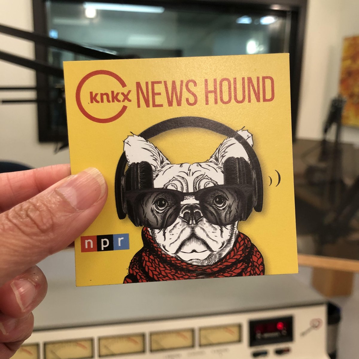 JOURNALISM JOB ALERT: Come be a part of our awesome newsroom. (Yeah, seriously. We ARE awesome!). Us: We value your voice and ideas. You WILL be heard. You: Ear for sound. Eye for news. Brain curious about lots of things. knkx.bamboohr.com/jobs/view.php?…