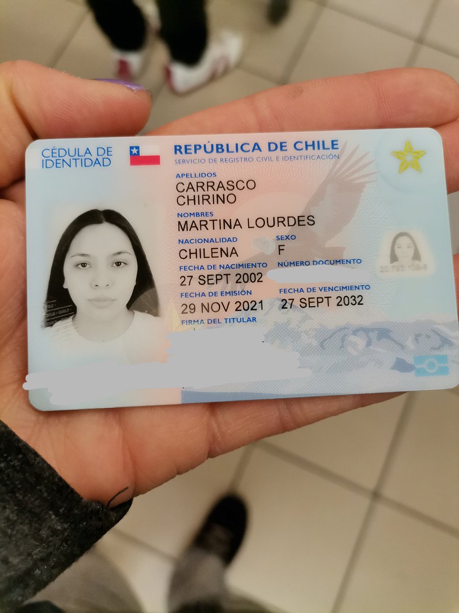 Lunita_CR's tweet photo. Cedula encontrada en stgo centro, ayuda compartiendo.
@martinacarrascochirino #cedula #cedulaperdida #carnetperdido @ADM_CuentaChile https://t.co/PwIApfdNcu