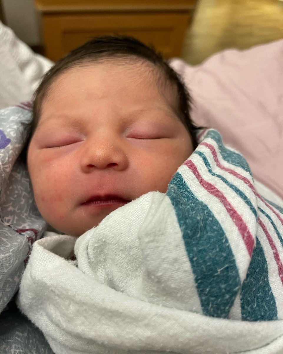 annnalisaaa's tweet photo. Violet Olivia Adame 🤍 mommy &amp; daddy are so in love 🫶🏼 https://t.co/mBfY4BtOoJ