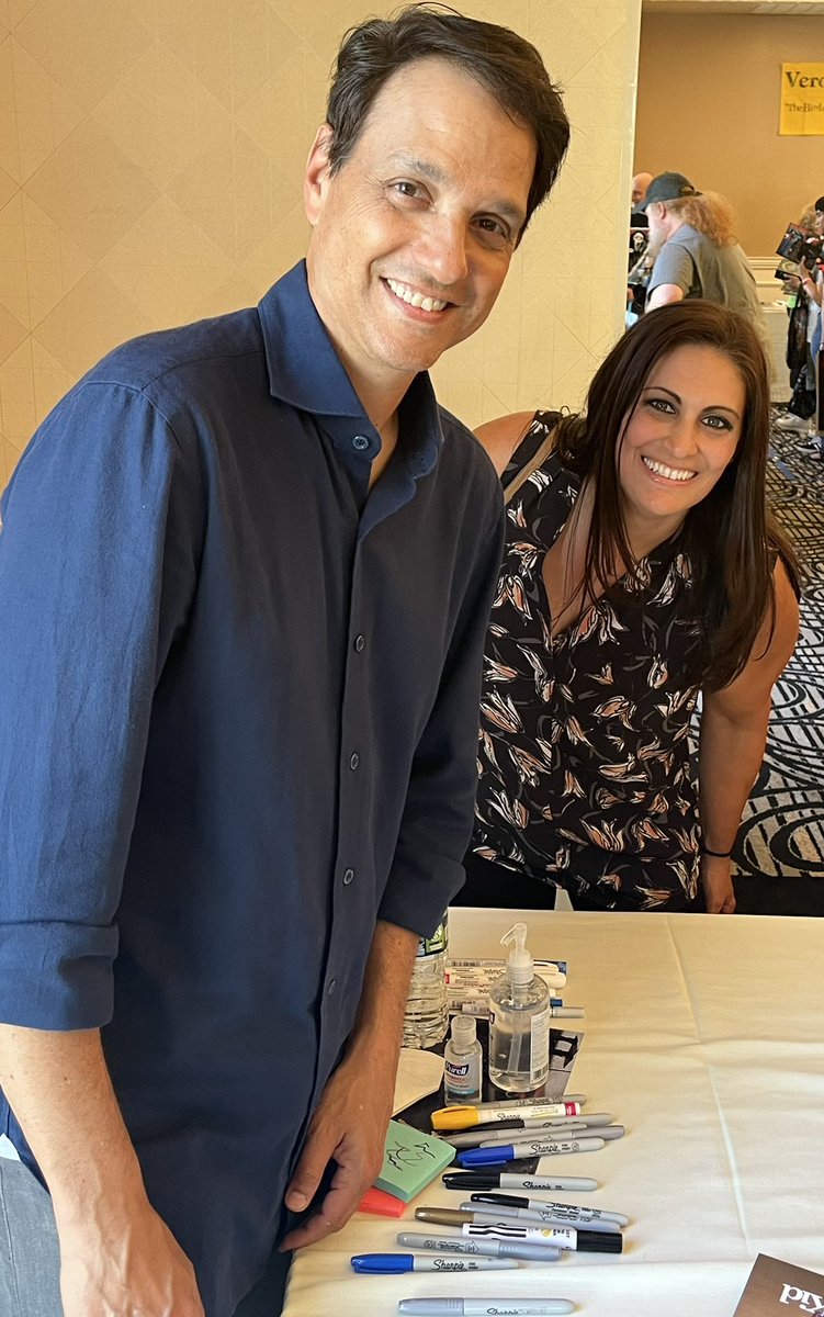 MarisaLentini's tweet photo. @ralphmacchio Thank you so much for taking the time to chat with our family! We enjoyed covering The Karate Kid, The Outsiders, and the Mets! You’re  awesome! https://t.co/OGQ7bEqkl1